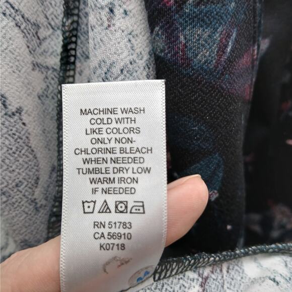 Maurices Floral Print Long Sleeve Open Front Light Jacket Office Wear Black XL - Picture 6 of 6